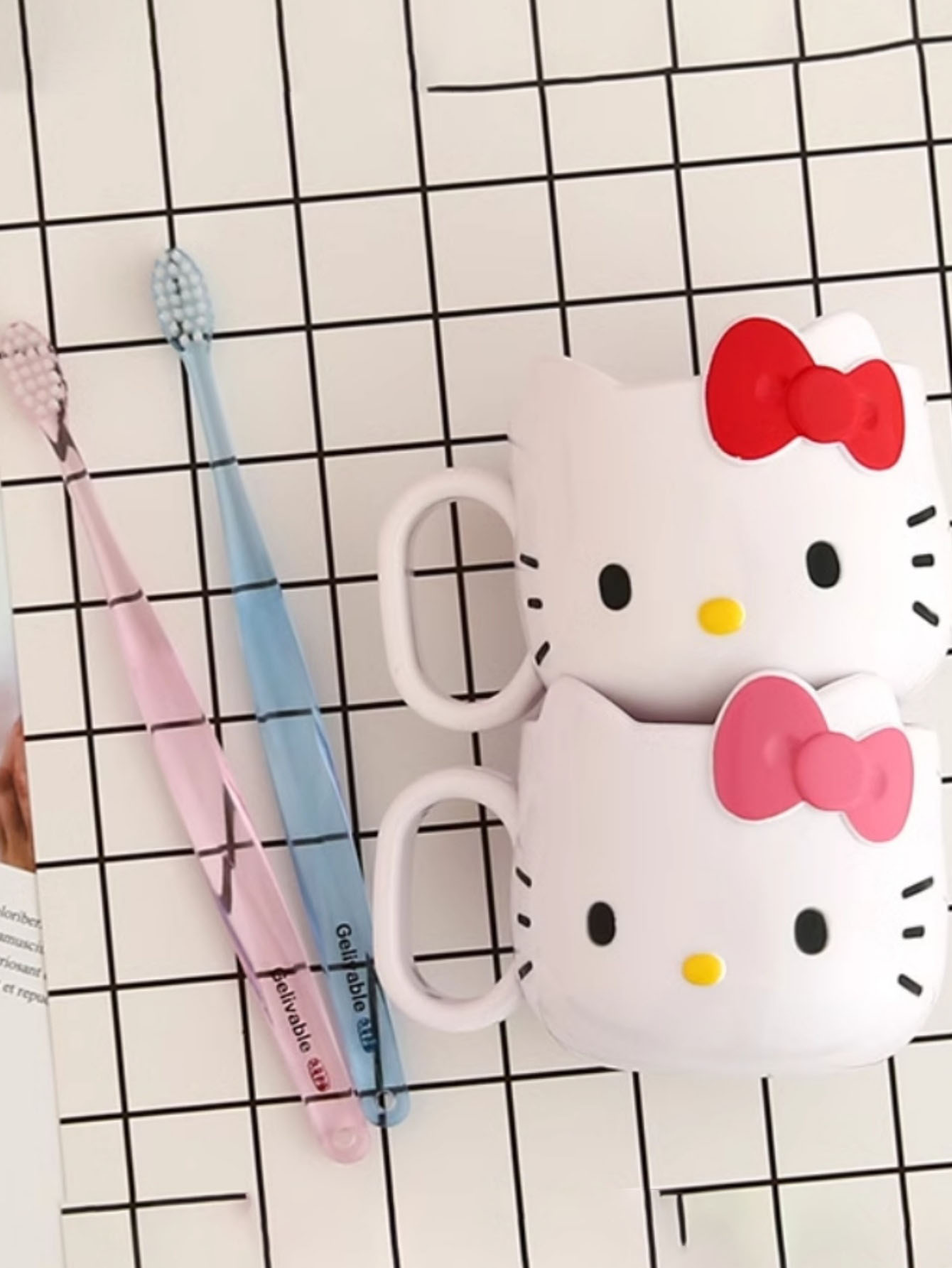 1/2pcs Hello Kitty Plastic Mug - Coffee Y Tea recensione e prezzo