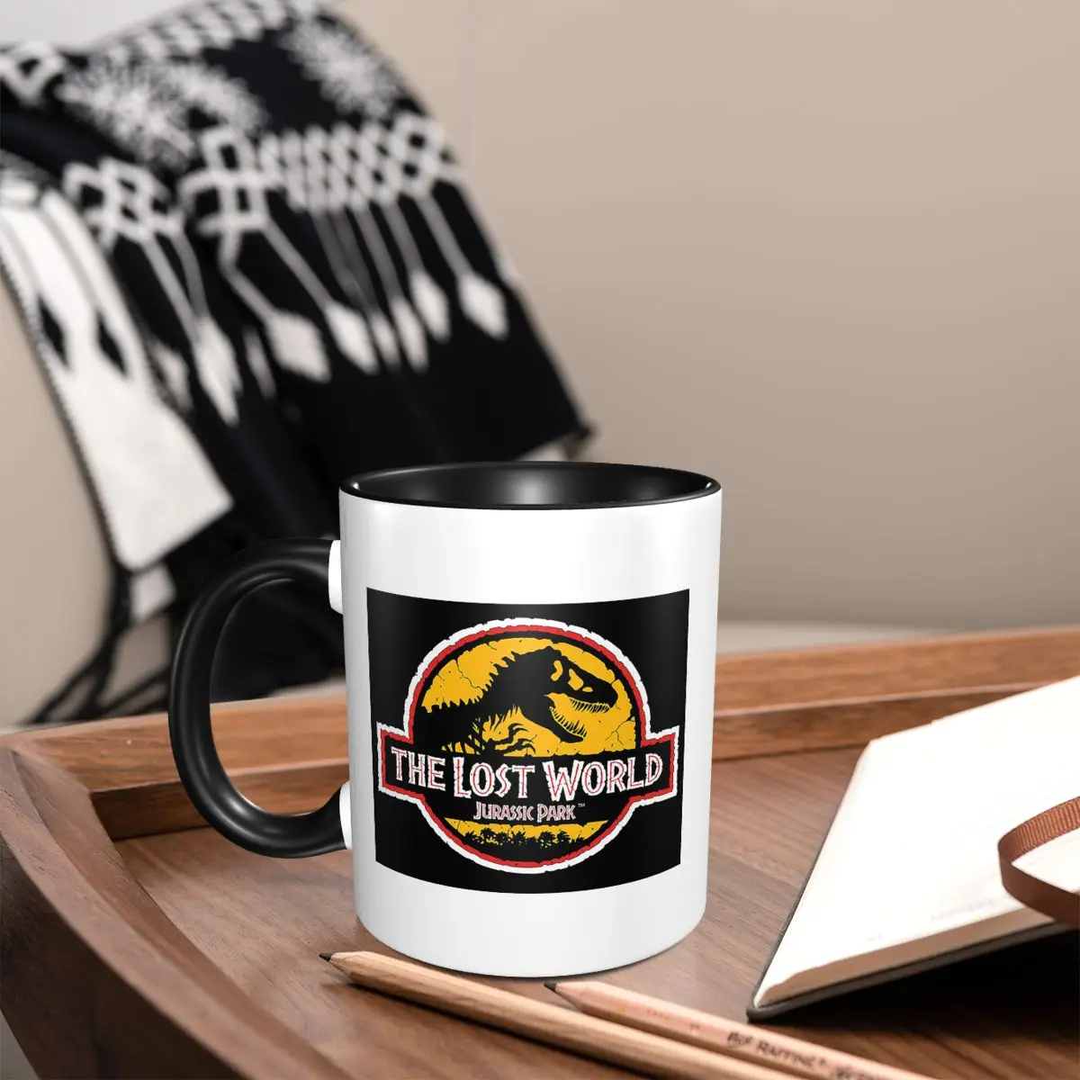 Jurassic World Logo Evolution  - Coffee Tea World recensione e prezzo