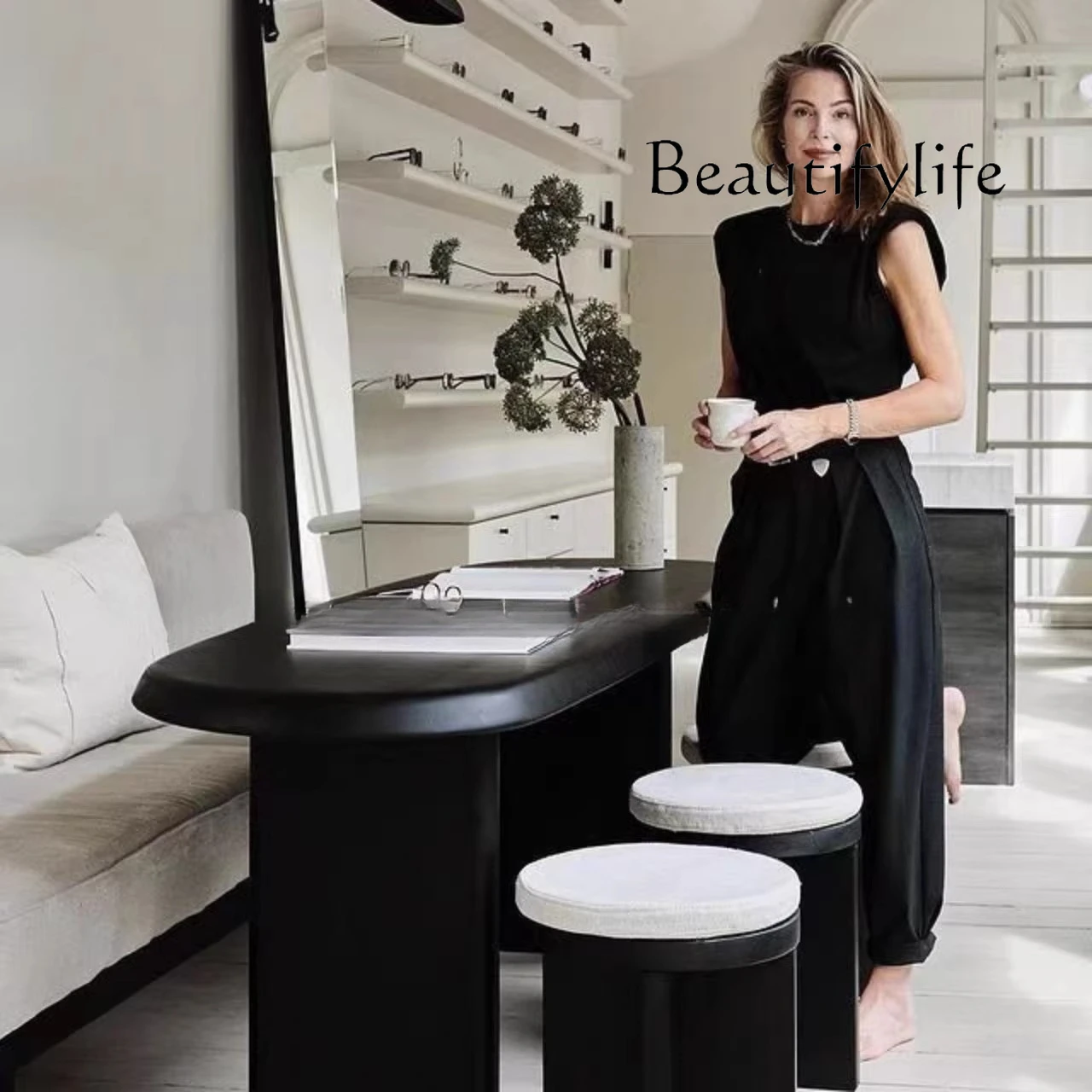X Black Modern Medieval Coffee - Coffee X Tea recensione e prezzo